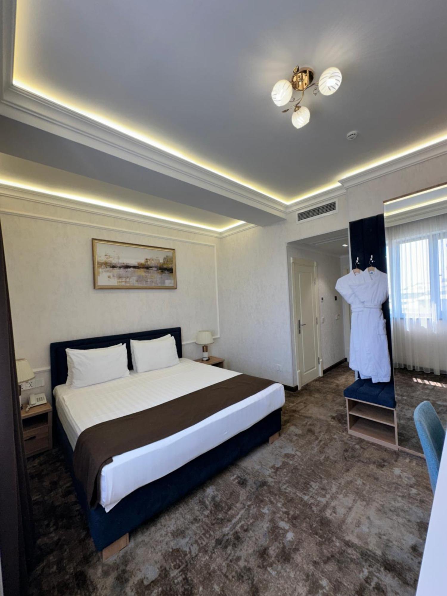 Garnet Hotel Taschkent Exterior foto