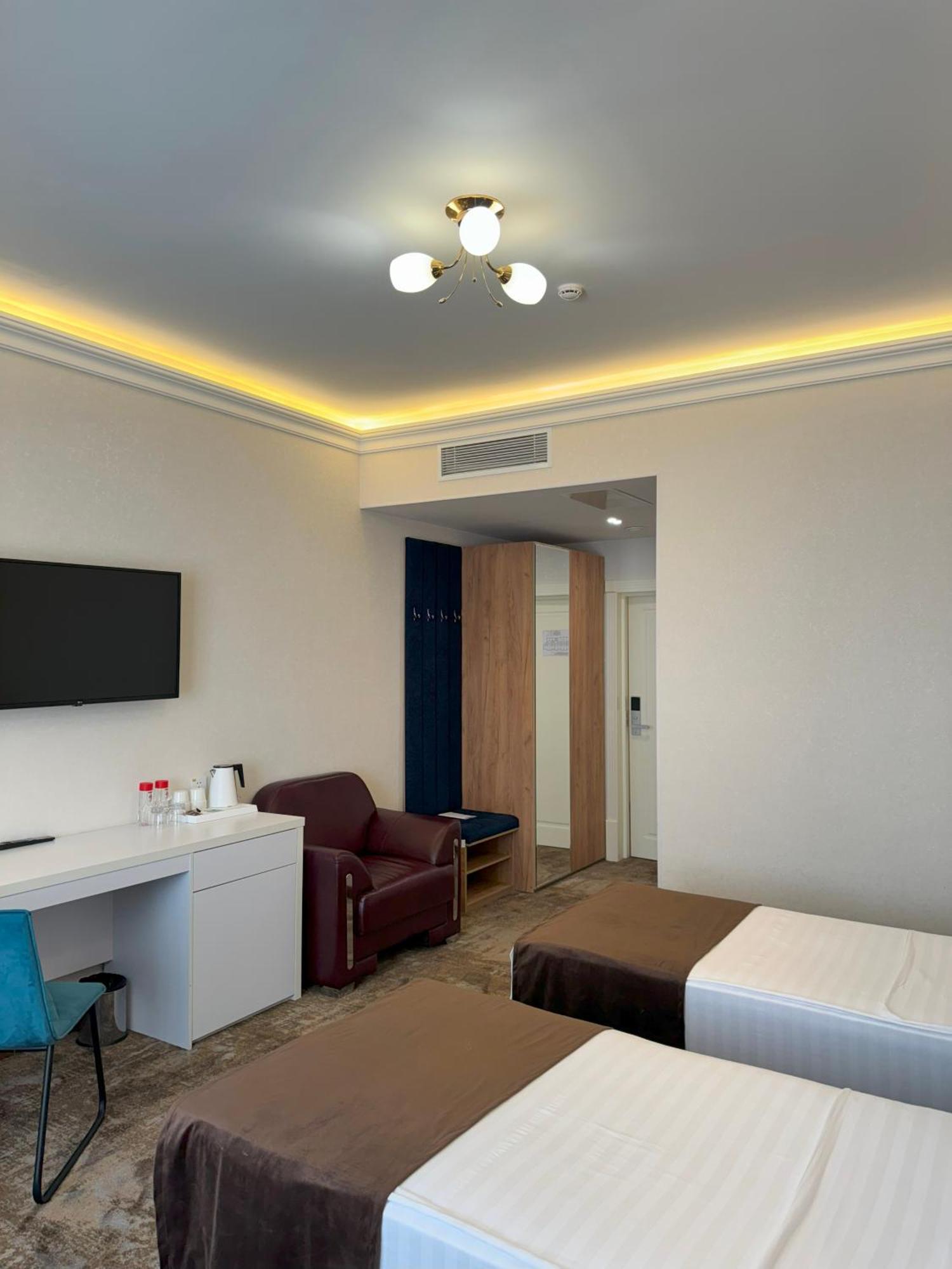 Garnet Hotel Taschkent Exterior foto